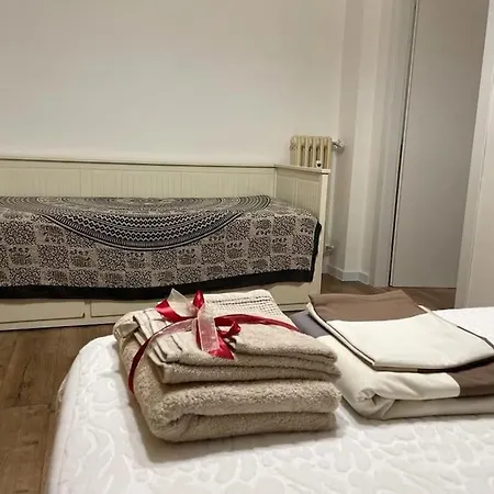 Intero Centocelle Roma. Affaccio Metro Apartamento Roma