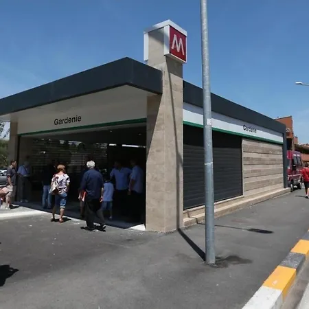 Intero Centocelle Roma. Affaccio Metro Apartamento