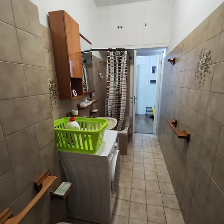 Intero Centocelle Roma. Affaccio Metro Apartamento Roma